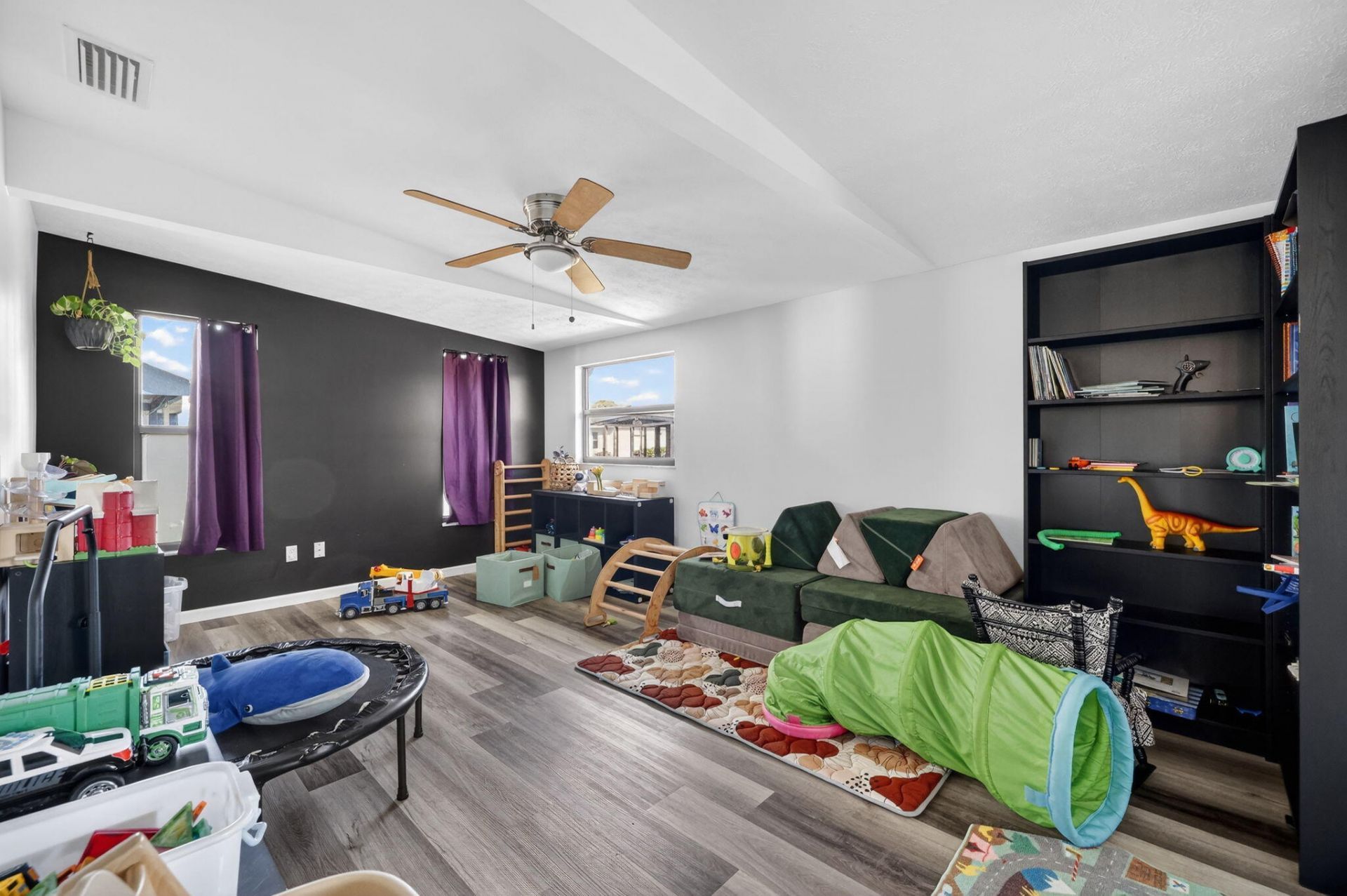 841 SE Cavern Avenue, Port Saint Lucie, FL 34983 Photo