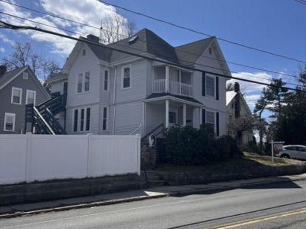 118 Temple St, Whitman, MA 02382