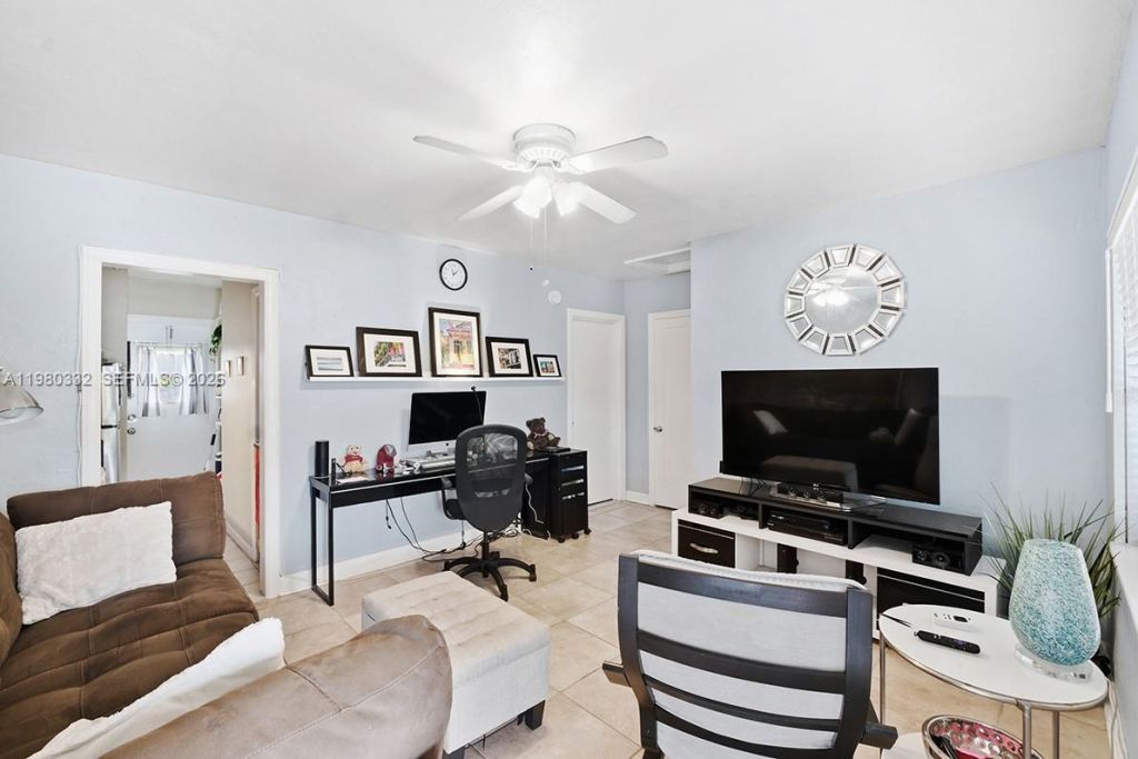 412 NE 14th Ave , Fort Lauderdale, FL 33301 Photo