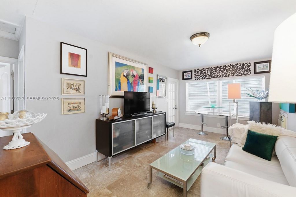 412 NE 14th Ave , Fort Lauderdale, FL 33301 Photo