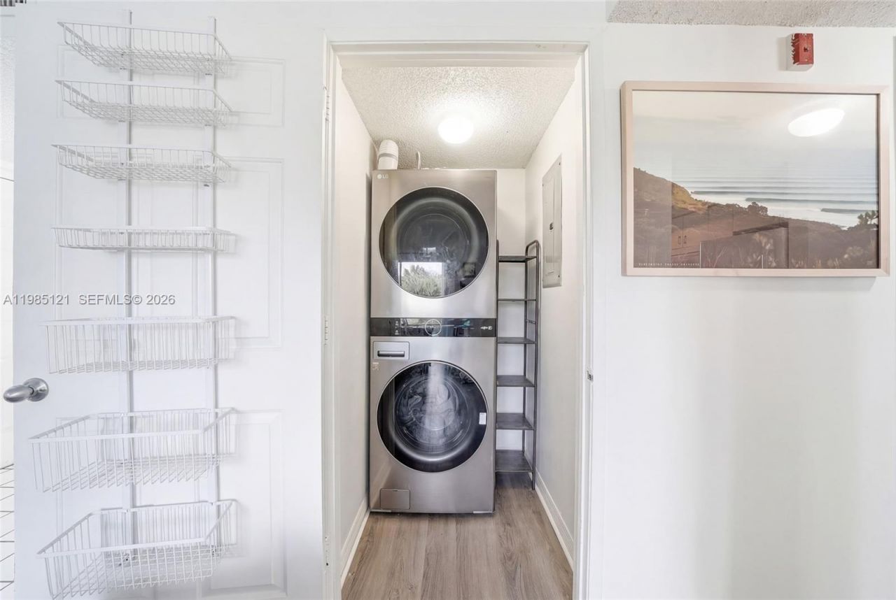 2600 S University Dr , Unit 303, Davie, FL 33328 Photo