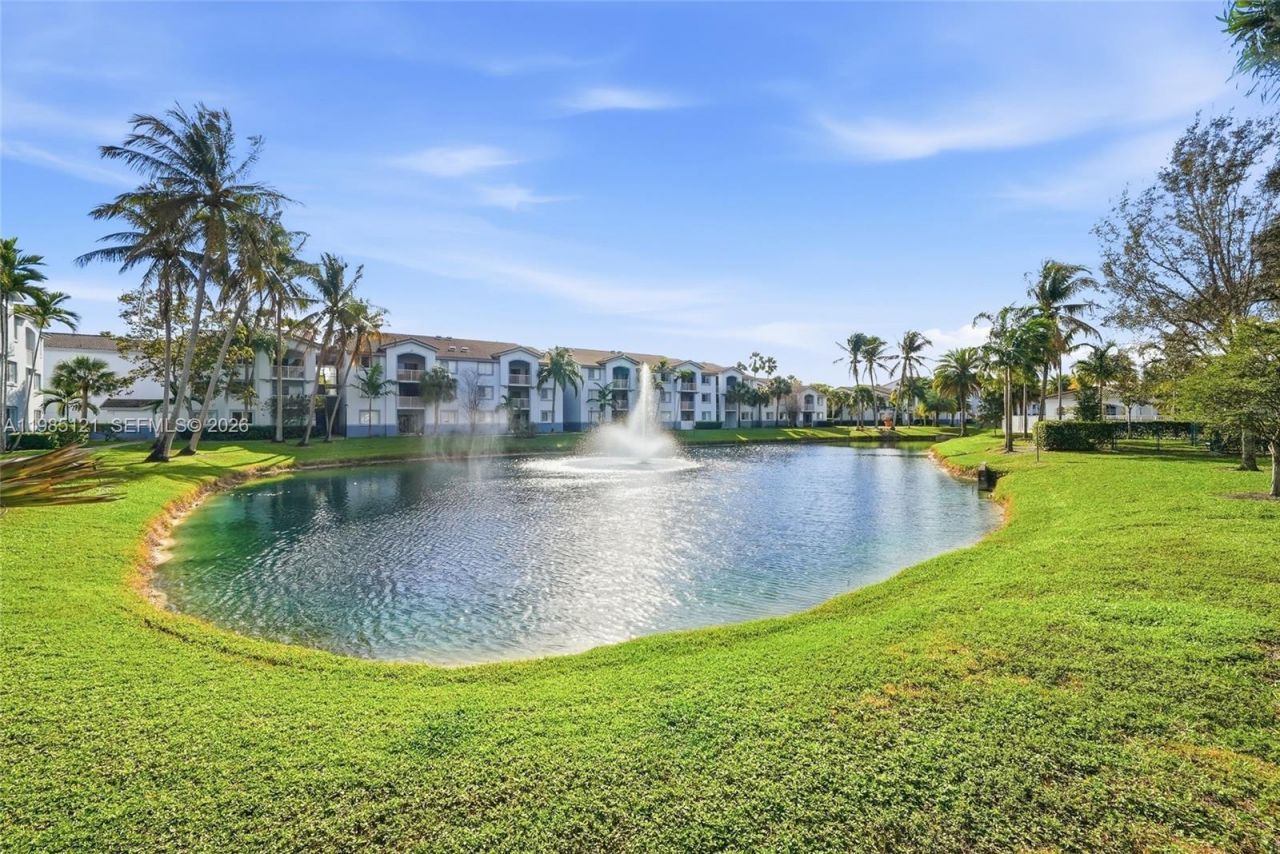 2600 S University Dr , Unit 303, Davie, FL 33328 Photo