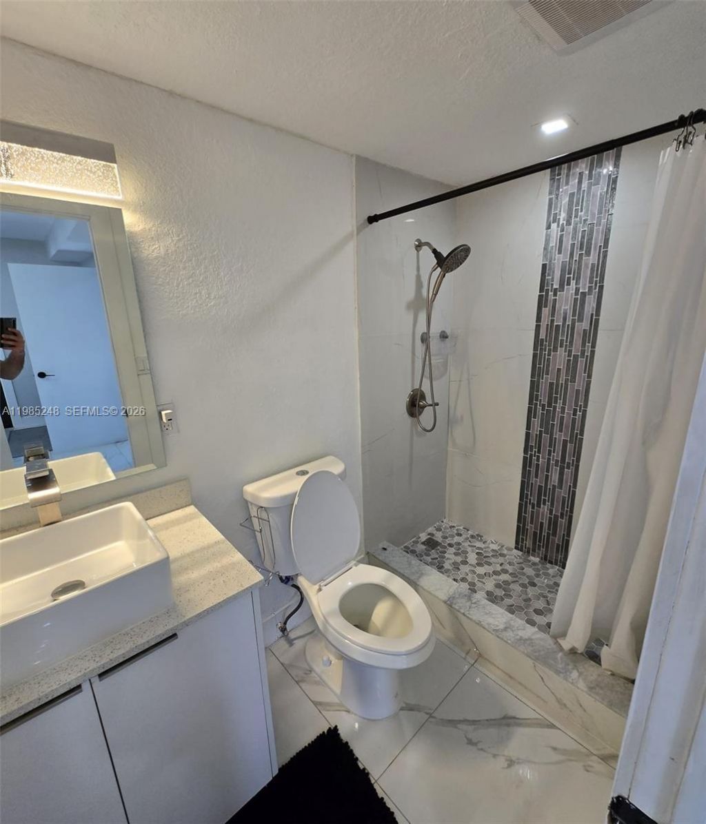 1281 NE 110th St, Unit 1285, Miami, FL 33161 Photo