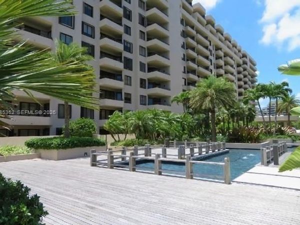 201 Crandon Blvd, Unit 1226, Key Biscayne, FL 33149