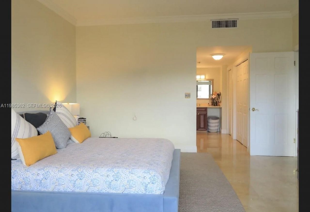 201 Crandon Blvd, Unit 1226, Key Biscayne, FL 33149 Photo