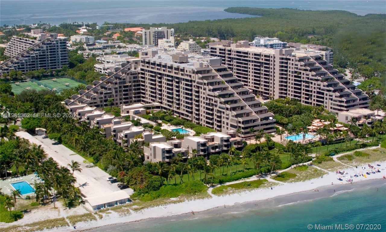 201 Crandon Blvd, Unit 1226, Key Biscayne, FL 33149 Photo