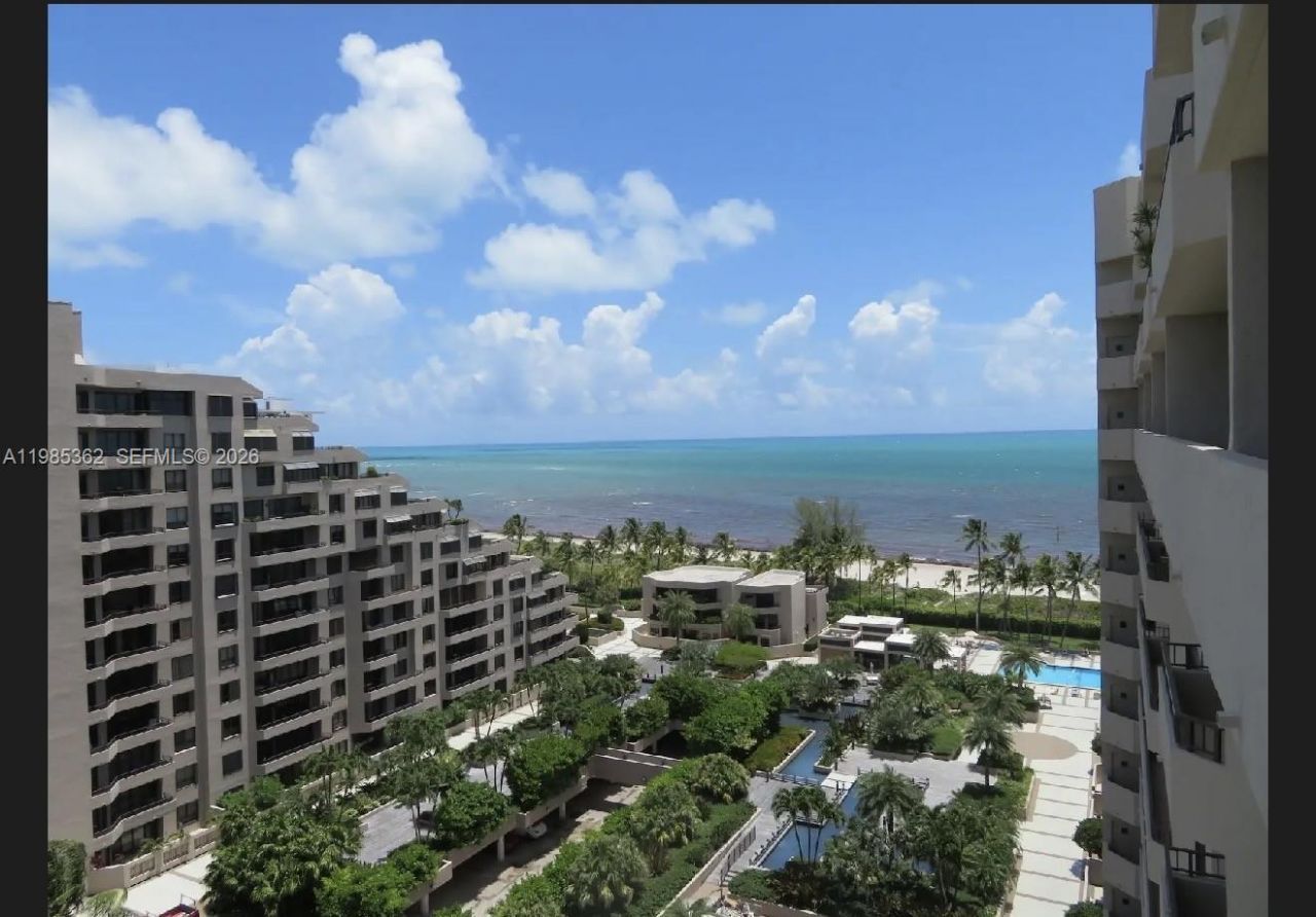 201 Crandon Blvd, Unit 1226, Key Biscayne, FL 33149 Photo