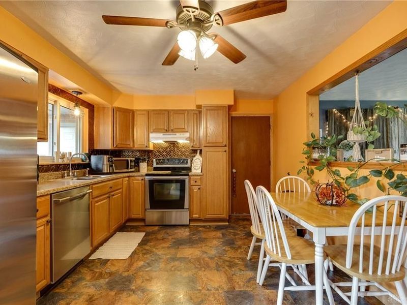 120 Windmere Drive, Troy, OH 45373 Photo 16