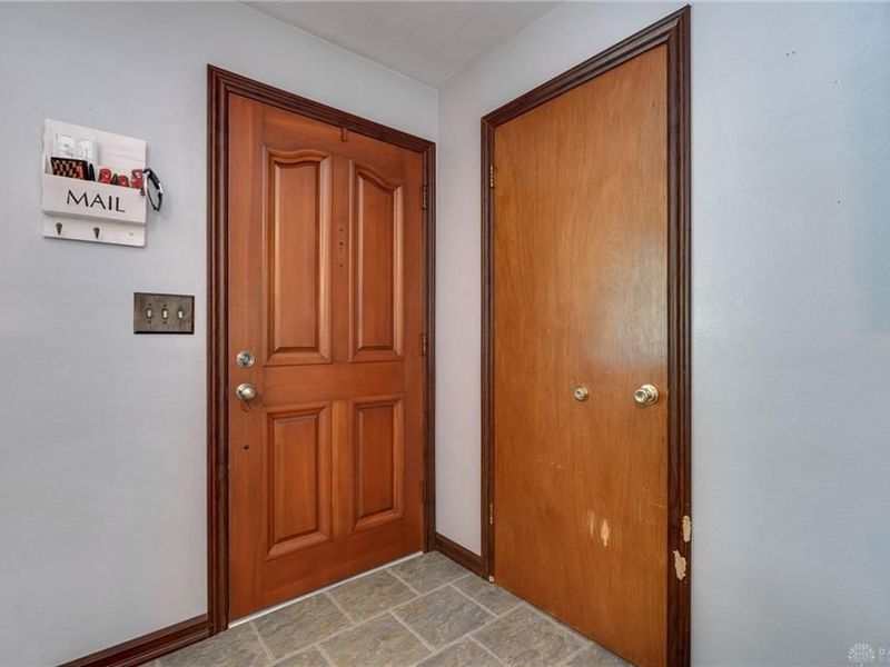 120 Windmere Drive, Troy, OH 45373 Photo 7