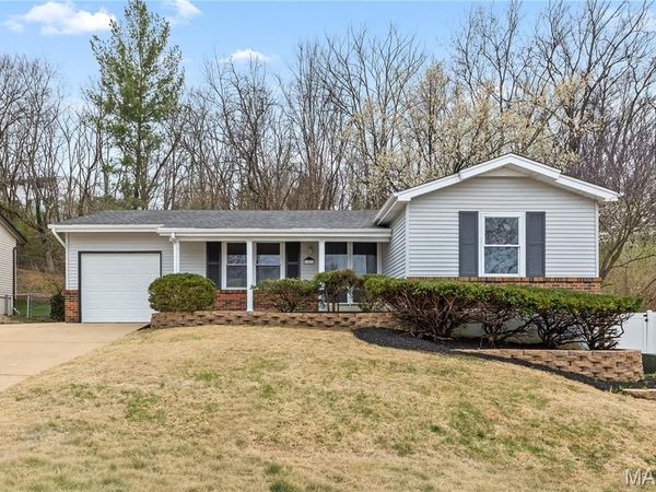 1251 Green Knoll Drive, Fenton, MO 63026