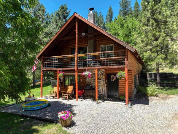 10 Crick Road, Garden Valley, ID 83622