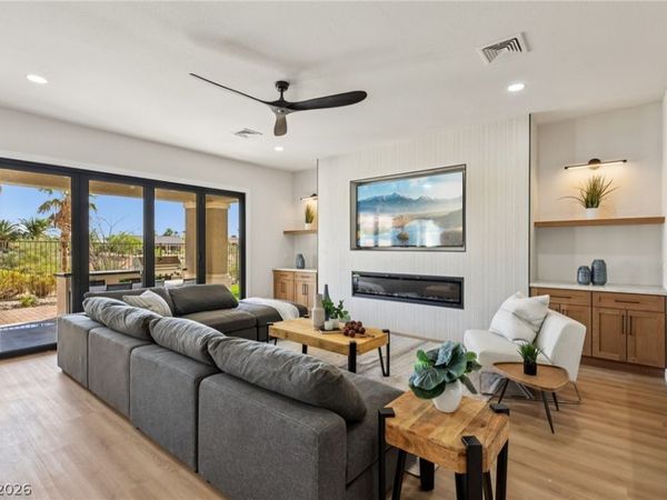 10480 Premia Place, Las Vegas, NV 89135