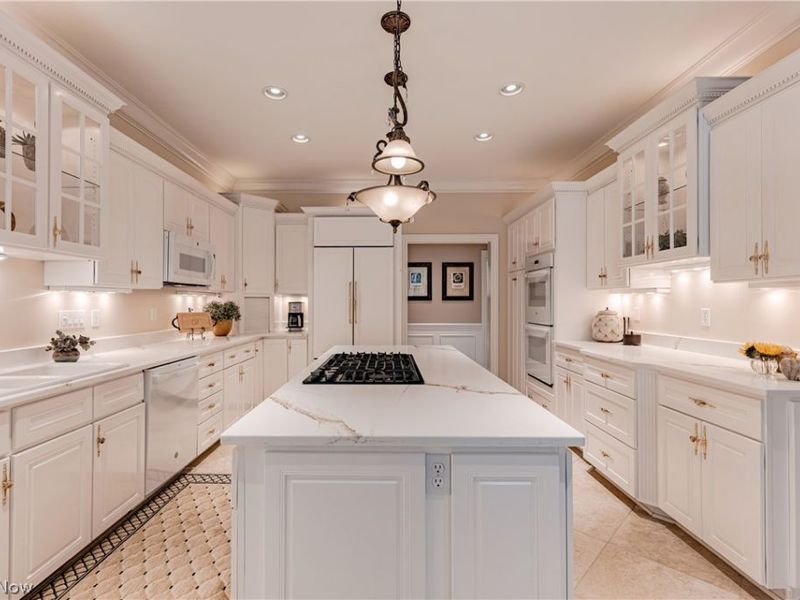 16770 Staffordshire Court, Chagrin Falls, OH 44023 Photo 13