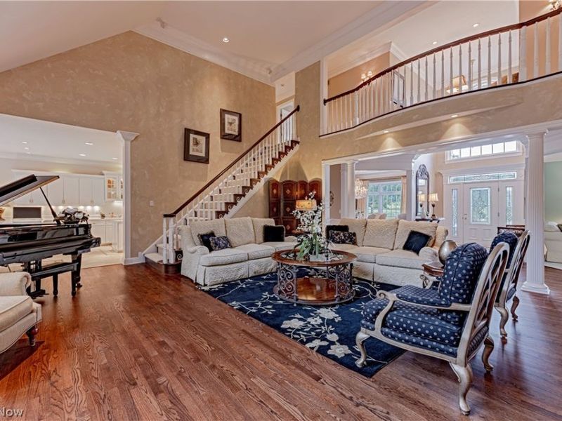 16770 Staffordshire Court, Chagrin Falls, OH 44023 Photo 8