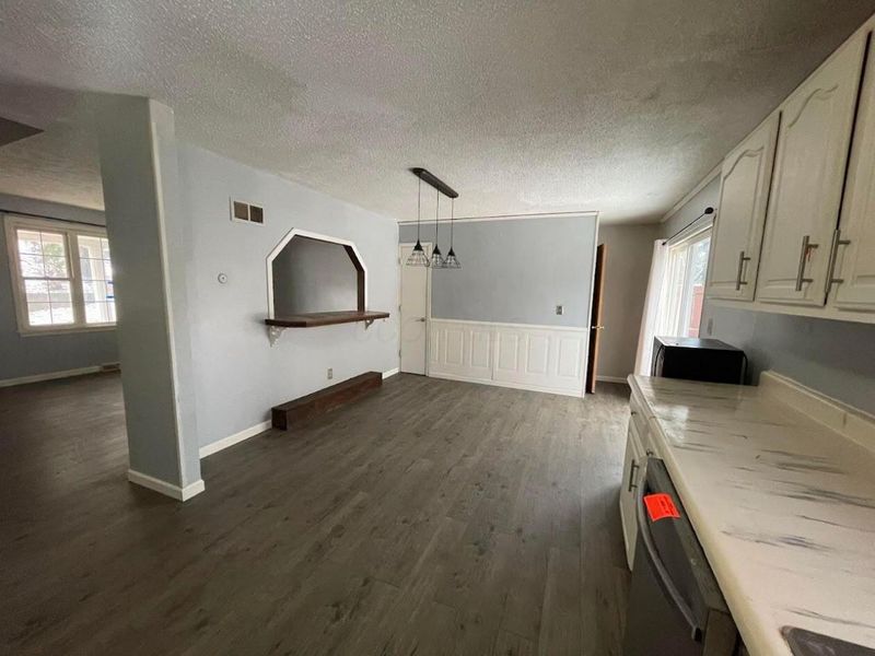 330 Walnut Hills Drive , Zanesville, OH 43701 Photo 10