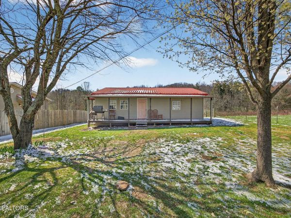 220 Pierce Lane, Monterey, TN 38574