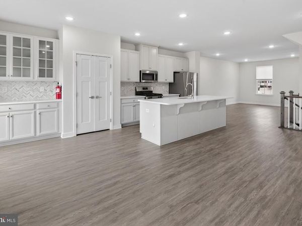 67 KOHLMYER DRIVE , PENNSAUKEN, NJ 08110