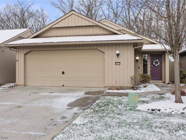 33112 Cedar Branch Circle, North Ridgeville, OH 44039