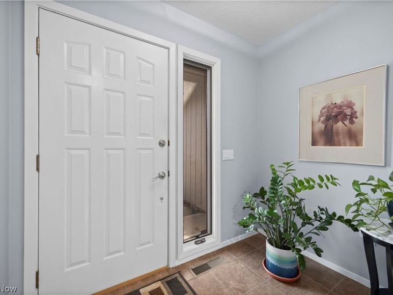 33112 Cedar Branch Circle, North Ridgeville, OH 44039 Photo 3