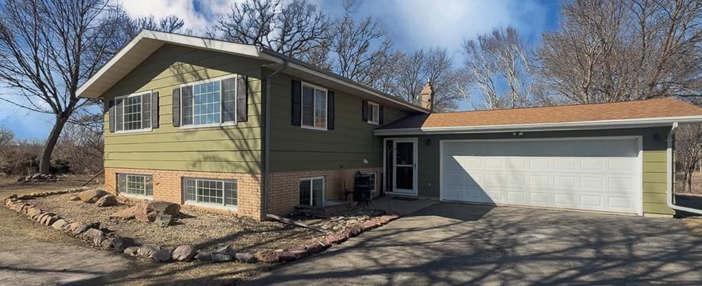 2563 River Road , Marshall, MN 56258 Main Photo