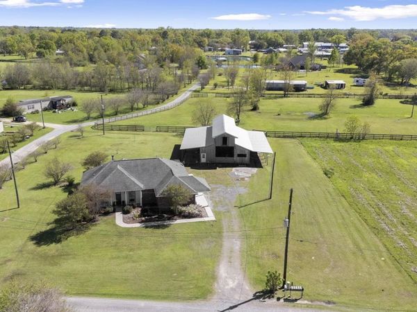 41082 Millie Rd, Gonzales, LA 70737