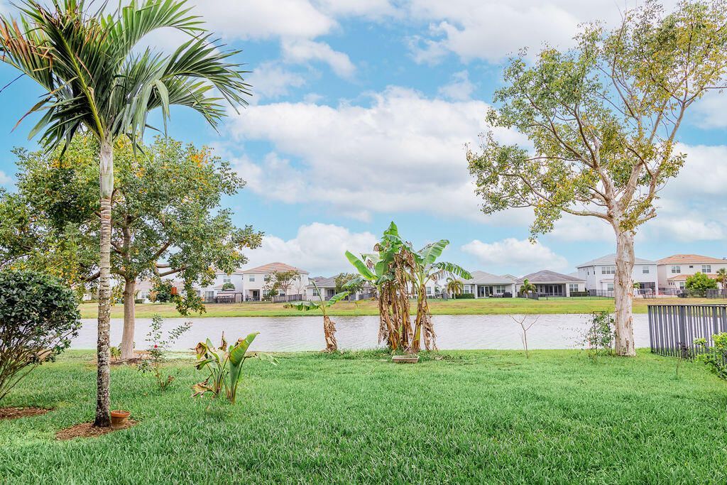 15323 Goldfinch Circle, Westlake, FL 33470 Photo