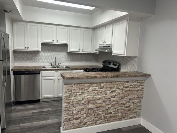 3232 NW 84th Avenue, Sunrise, FL 33351