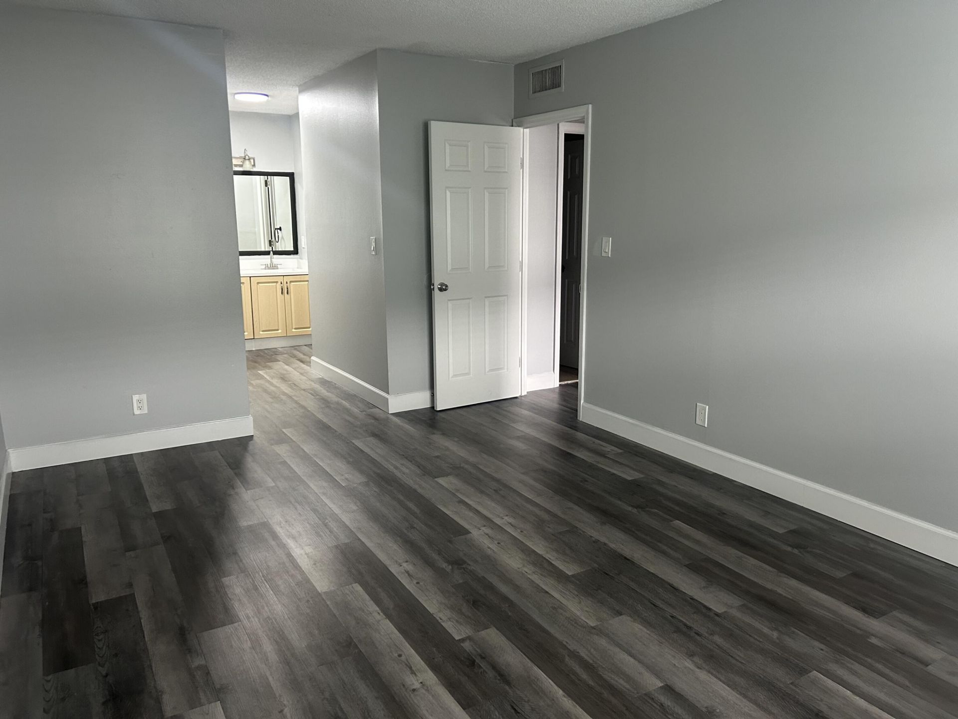 3232 NW 84th Avenue, Sunrise, FL 33351 Photo