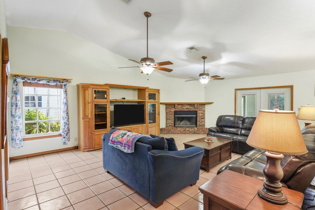 16244 E Downers Drive, Loxahatchee, FL 33470 Photo