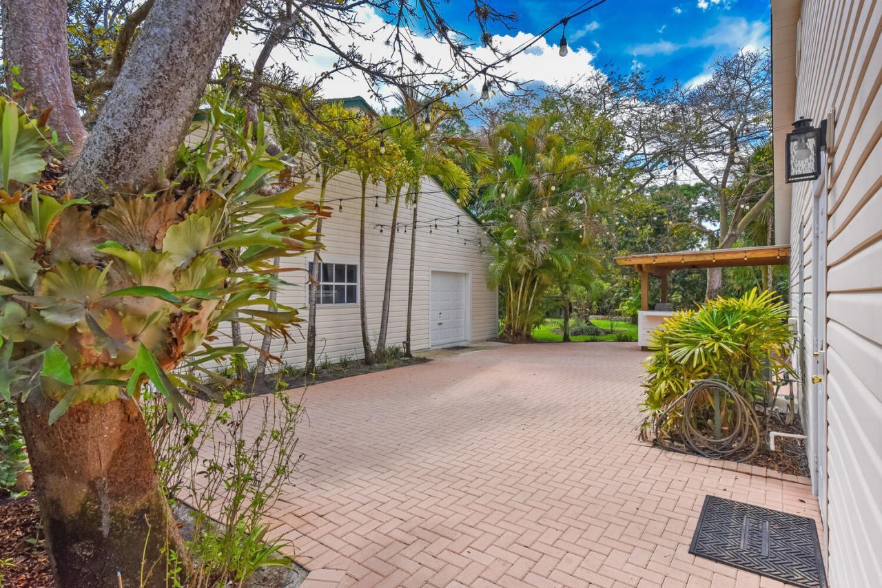 16244 E Downers Drive, Loxahatchee, FL 33470 Photo