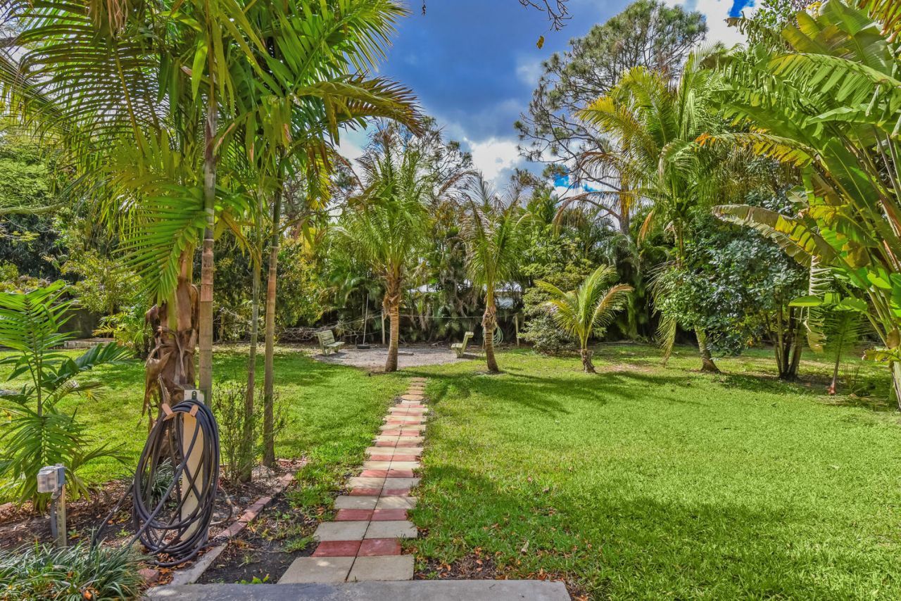 16244 E Downers Drive, Loxahatchee, FL 33470 Photo