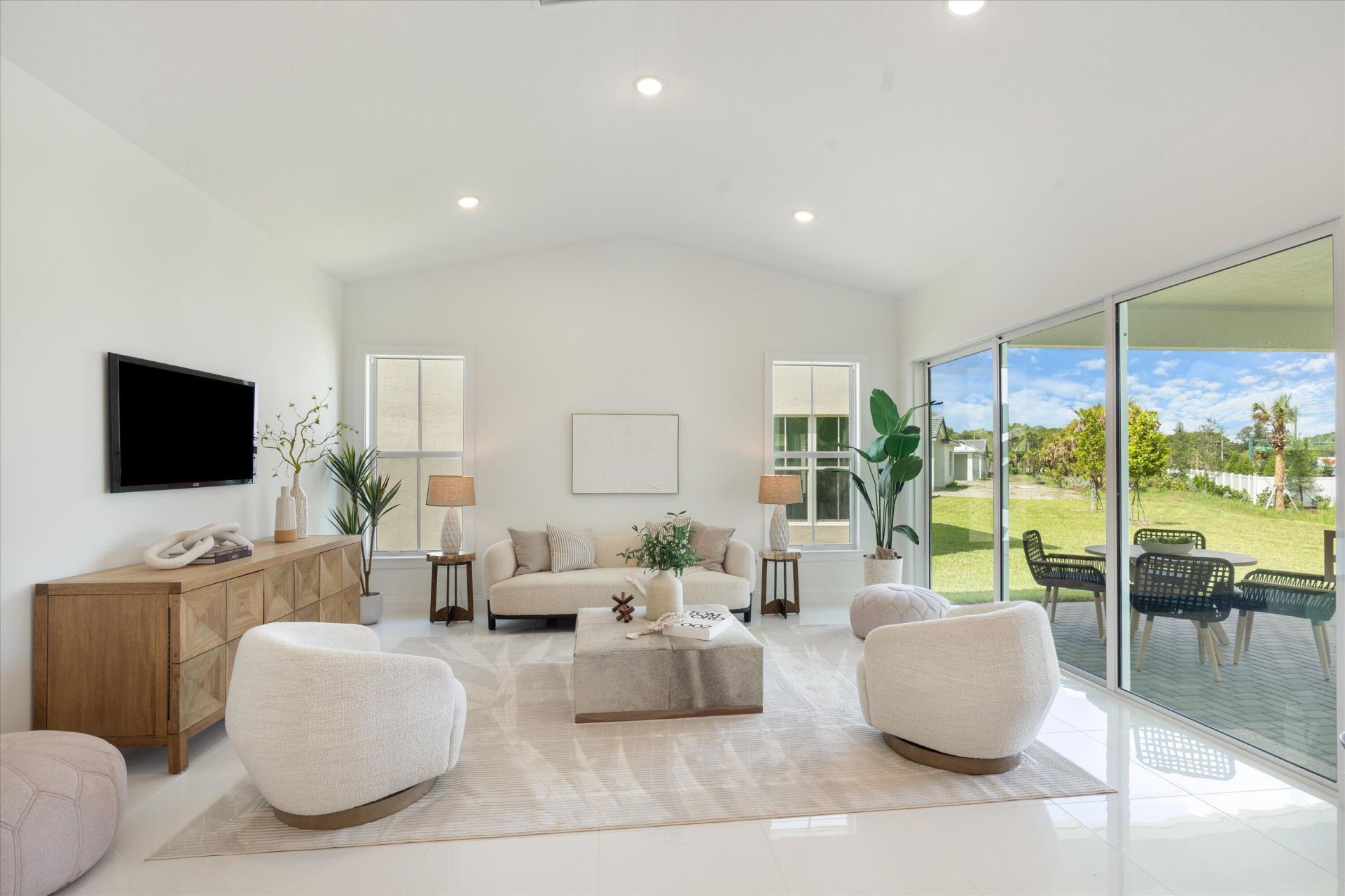 6763 SE Lost Pine Drive, Stuart, FL 34997 Photo