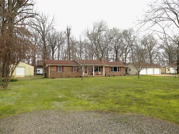 224 Laddy Lane, London, AR 72847