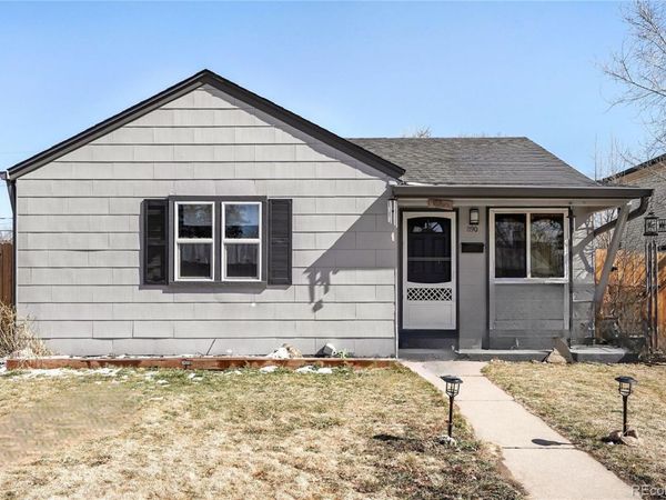 890 Nome Street, Aurora, CO 80010