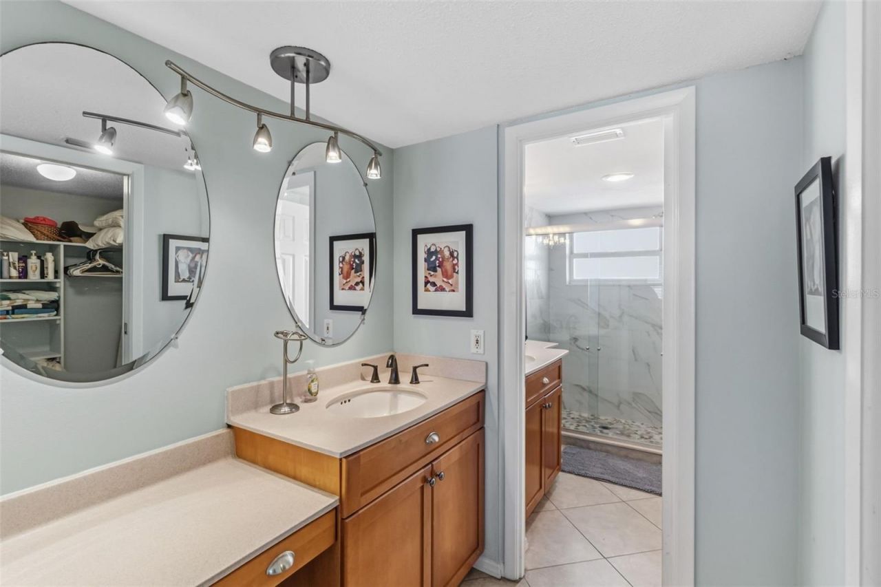 6300 Midnight Pass Road, Unit 708, Sarasota, FL 34242 Photo