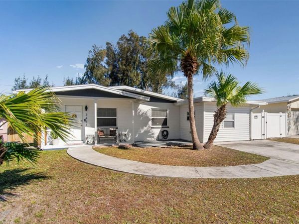 3461 BEECHWOOD TERRACE N, PINELLAS PARK, FL 33781