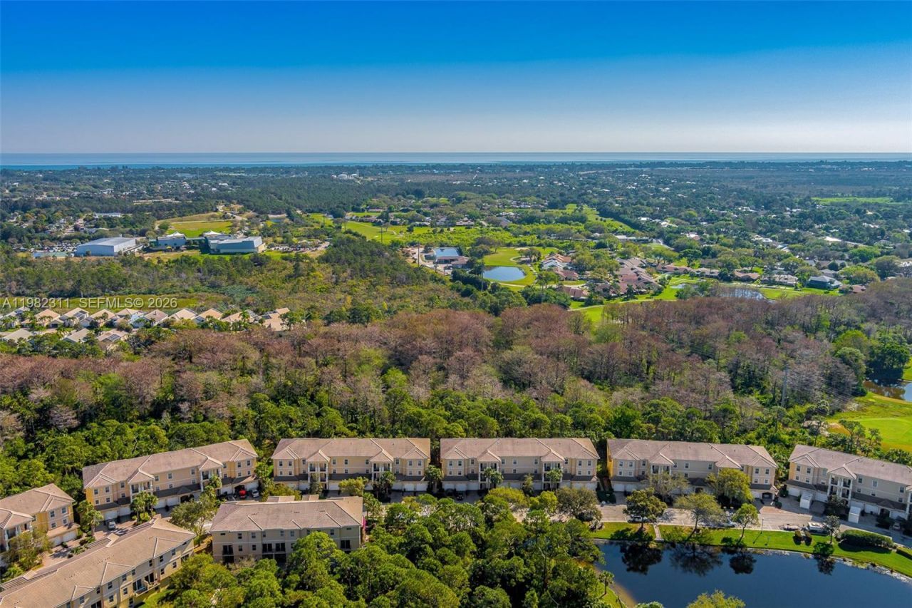 12631 SE Old Cypress Dr , Unit 12631, Hobe Sound, FL 33455 Photo