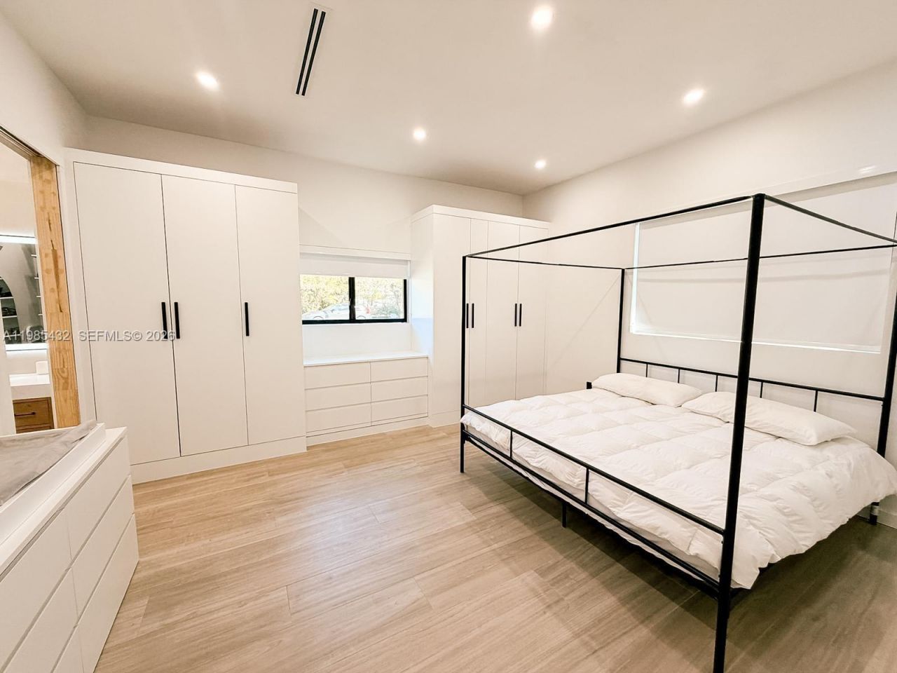 6200 SW 57th Dr, South Miami, FL 33143 Photo