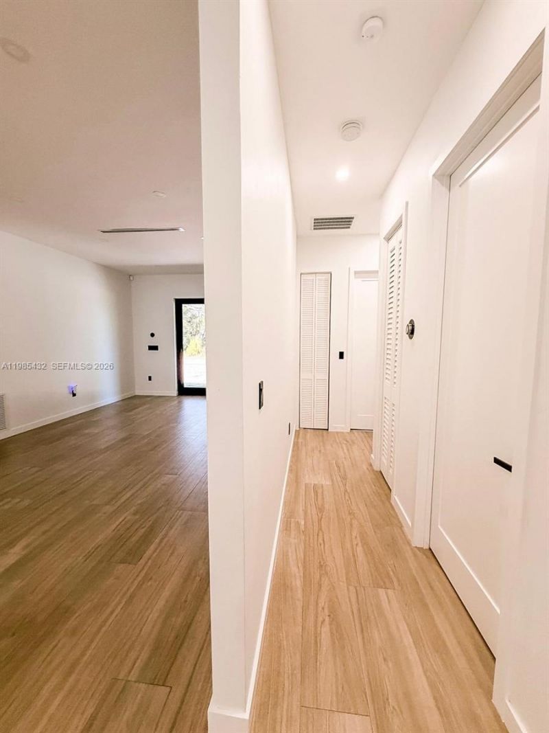 6200 SW 57th Dr, South Miami, FL 33143 Photo