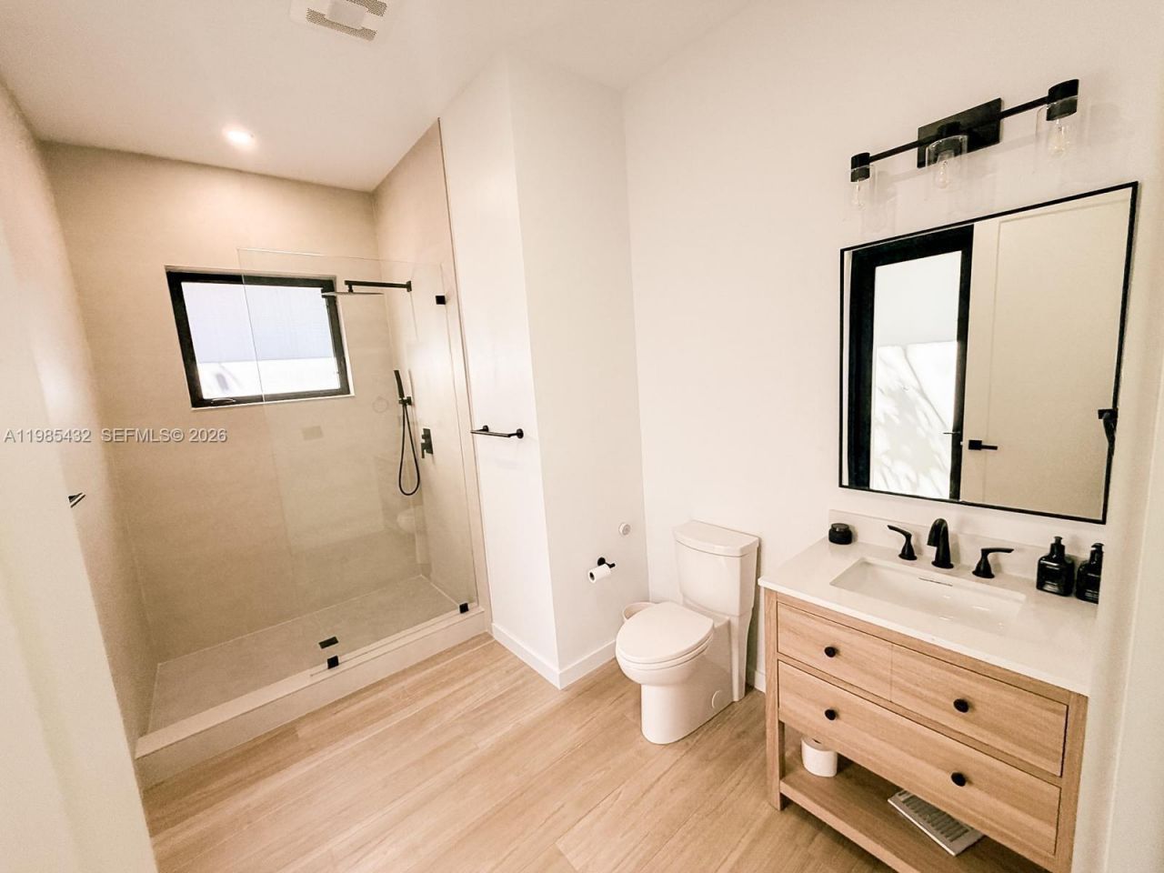 6200 SW 57th Dr, South Miami, FL 33143 Photo