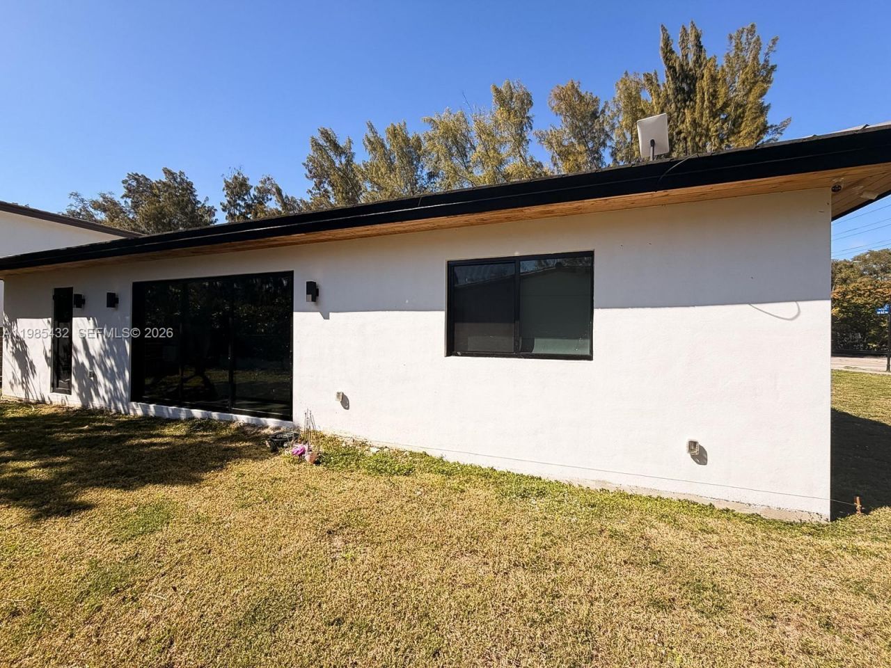 6200 SW 57th Dr, South Miami, FL 33143 Photo