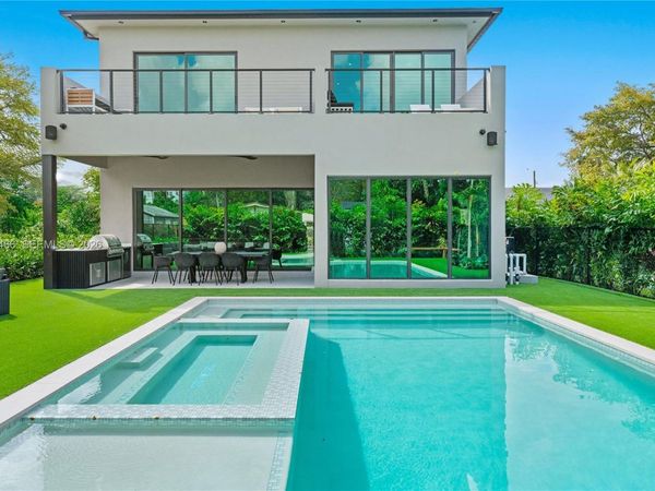 245 NE 116th St, Miami, FL 33161