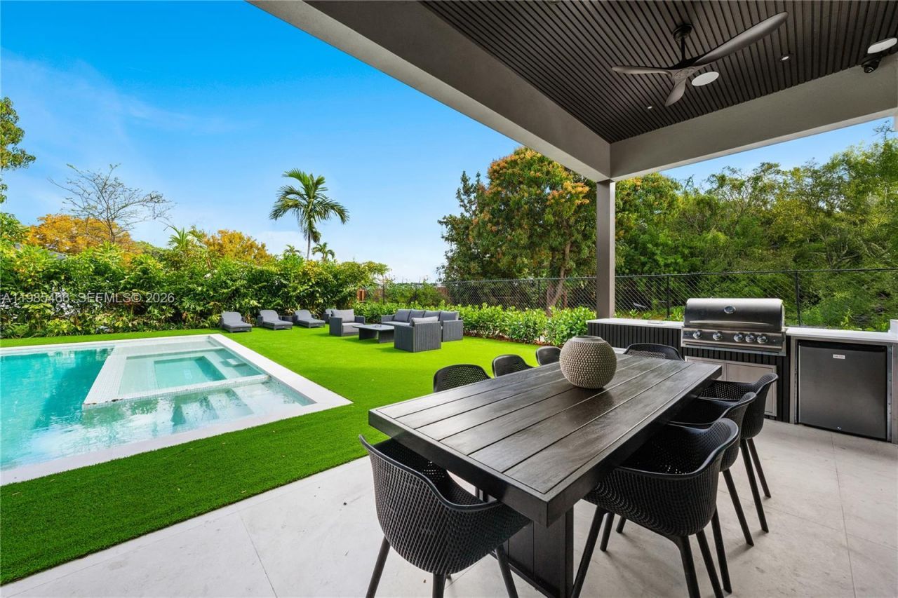 245 NE 116th St, Miami, FL 33161 Photo