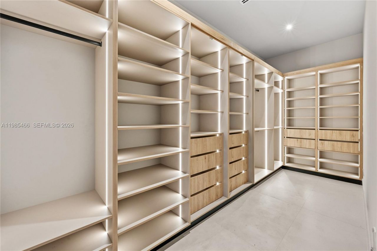 245 NE 116th St, Miami, FL 33161 Photo