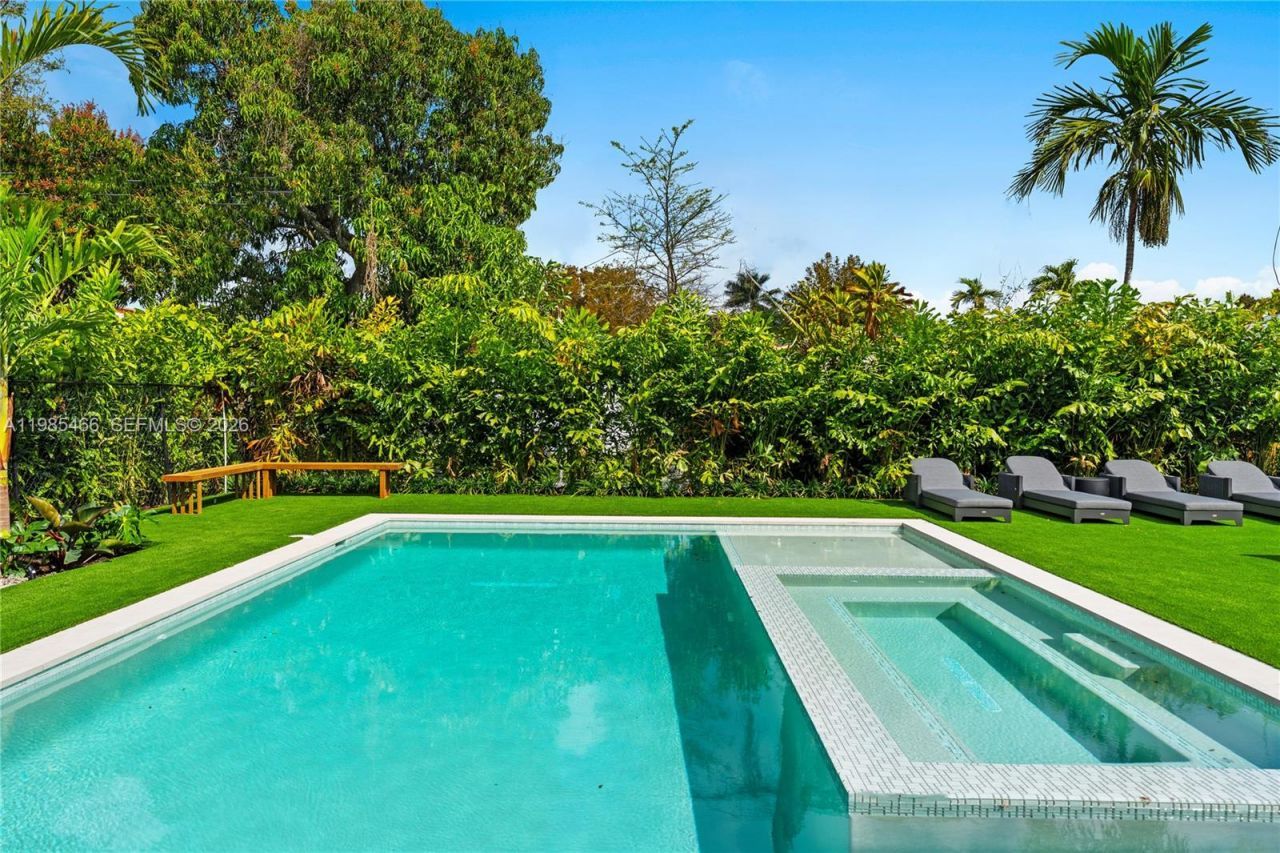 245 NE 116th St, Miami, FL 33161 Photo