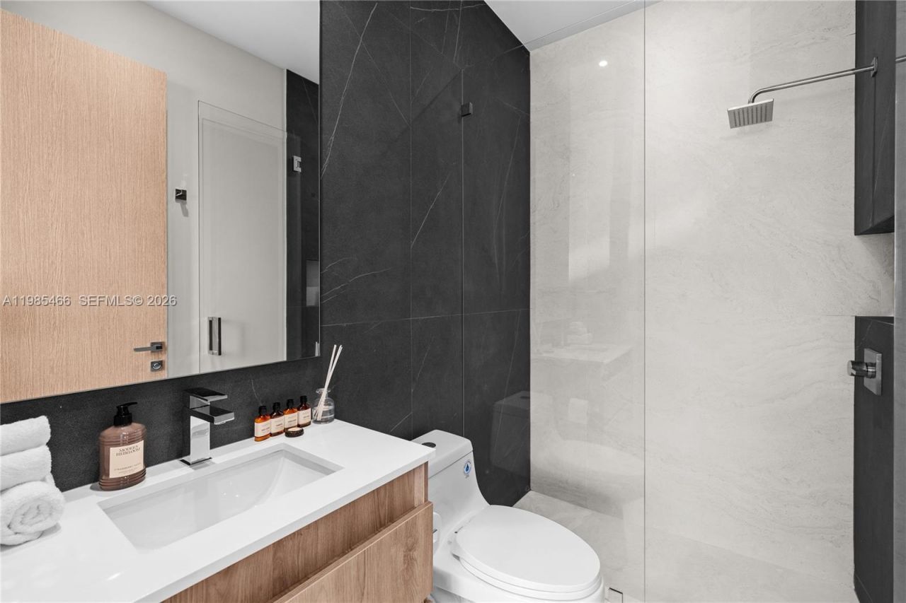 245 NE 116th St, Miami, FL 33161 Photo