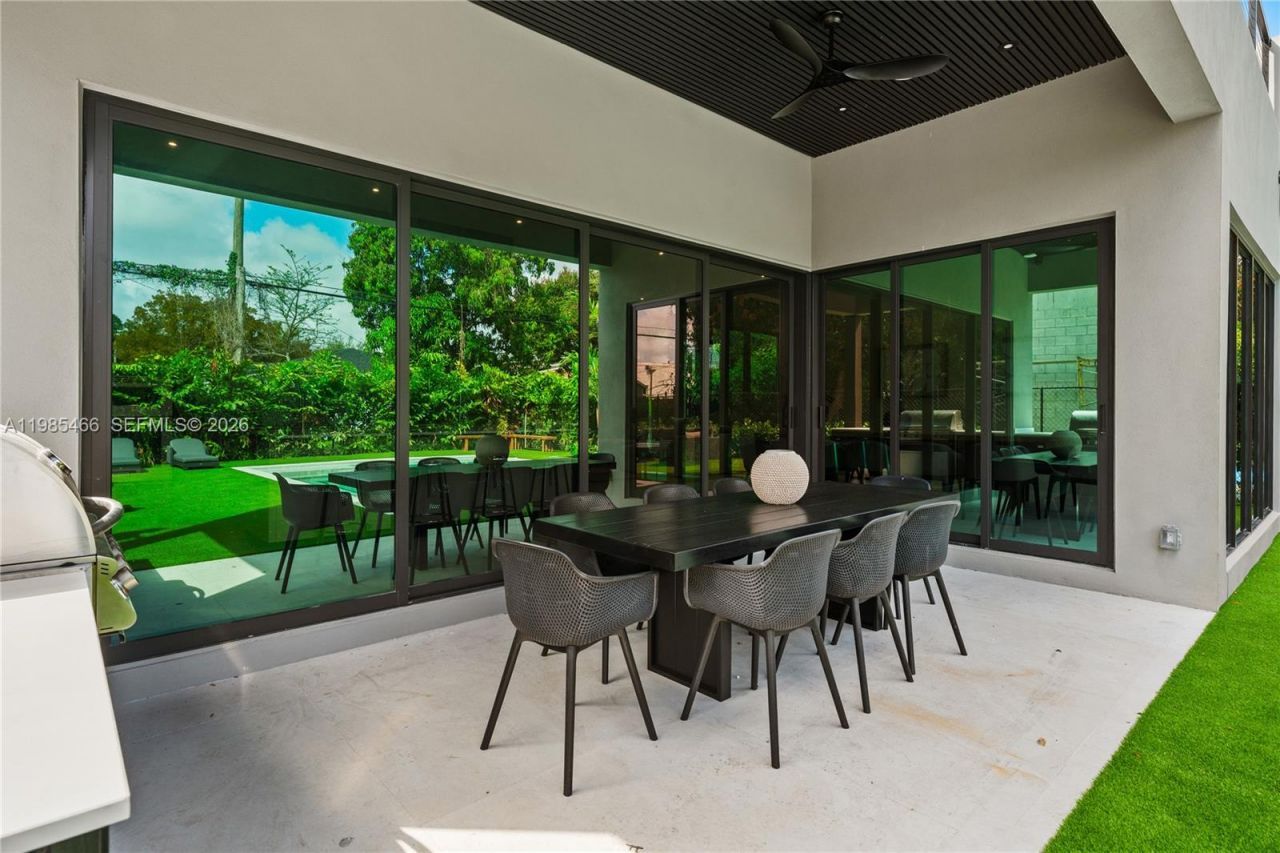 245 NE 116th St, Miami, FL 33161 Photo