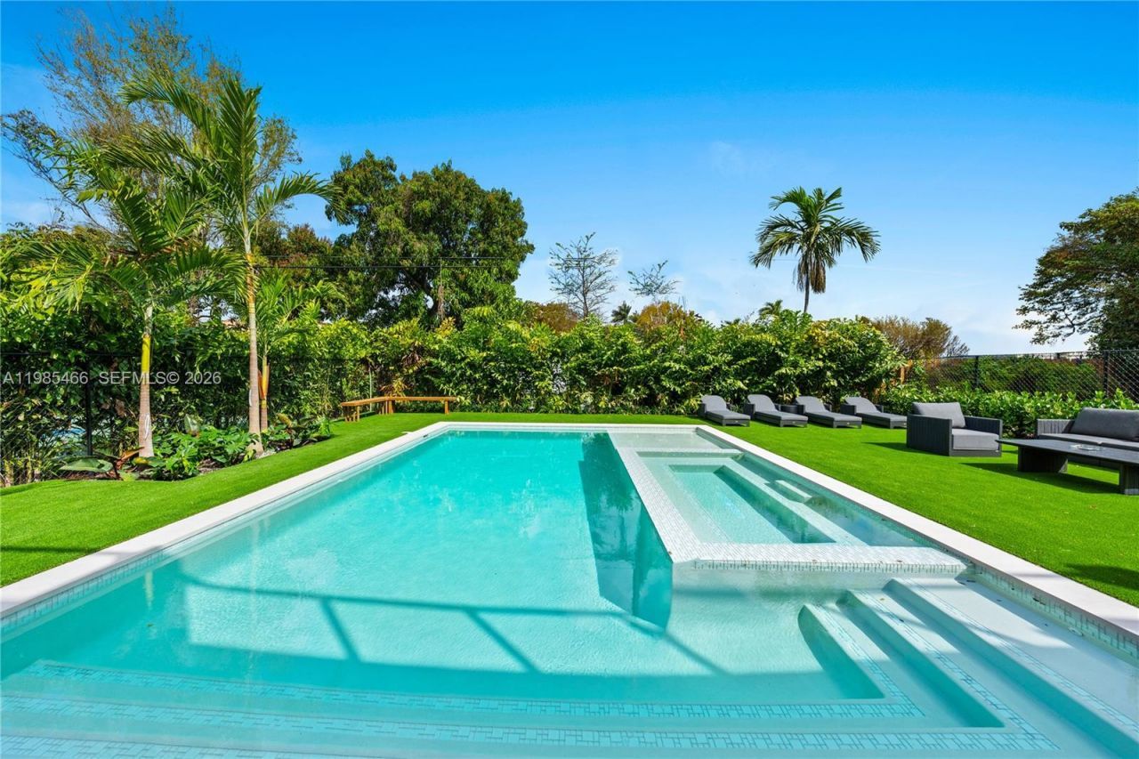 245 NE 116th St, Miami, FL 33161 Photo