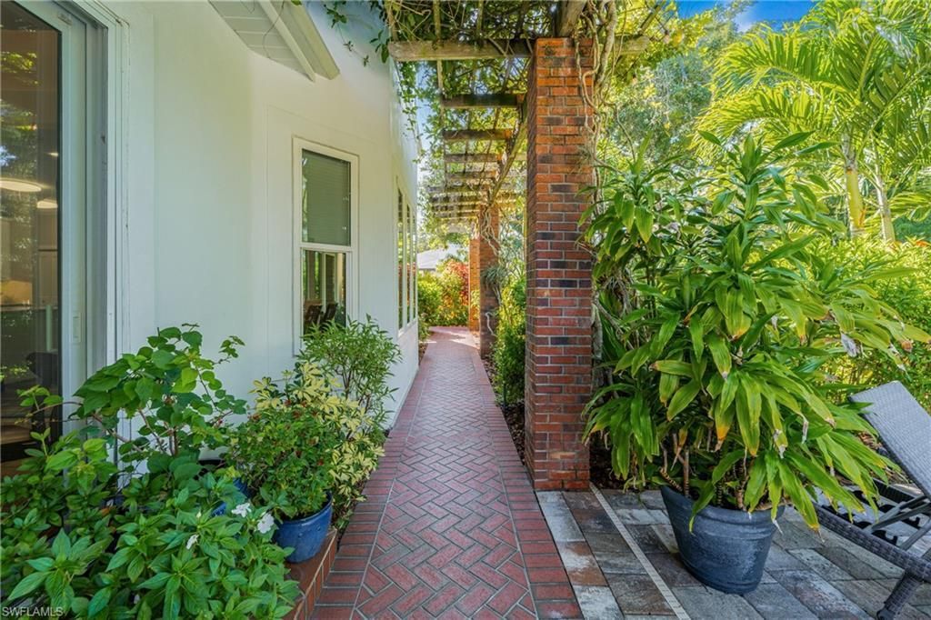 13672 Pine Villa Ln, Fort Myers, FL 33912 Photo