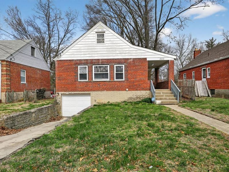 2032 Dallas Avenue, Cincinnati, OH 45239 Photo 2